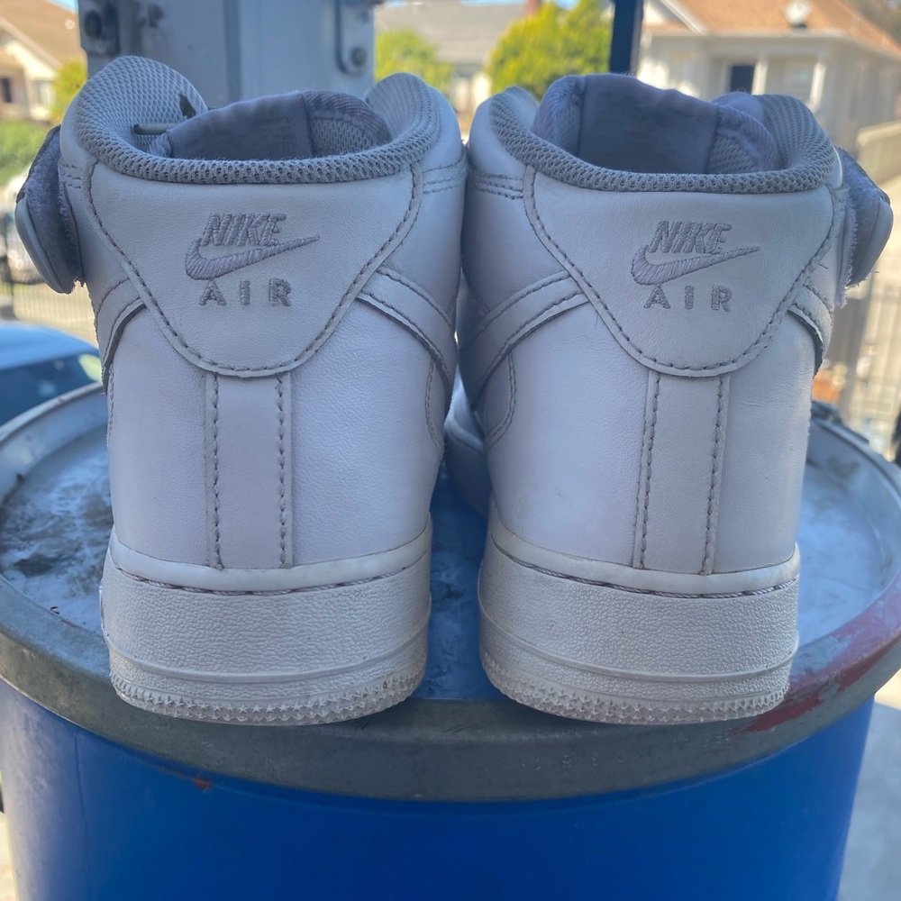 Nike air force 1 size 8.5 used - Picture 3 of 6
